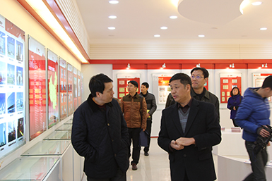 福建省知識(shí)產(chǎn)權(quán)局林伯德局長(zhǎng)一行蒞臨虹潤公司開展知識(shí)產(chǎn)權(quán)工作調(diào)研