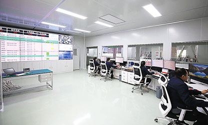 央媒持續(xù)關(guān)注 虹潤(rùn)再增信心--新華社客戶端專題報(bào)道巜福建順昌虹潤(rùn)儀表的國(guó)產(chǎn)化之路》，生動(dòng)描述虹潤(rùn)公司近年走過的成功之路